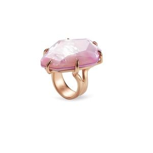 BNWOT Kendra Scott Megan cocktail ring